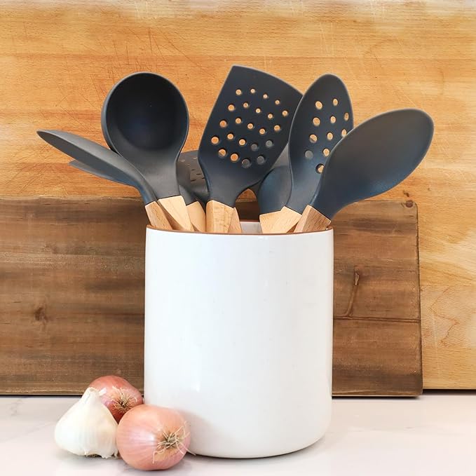 Beille 5pc Dark Grey Nylon Wooden Kitchen Utensils - Image 3