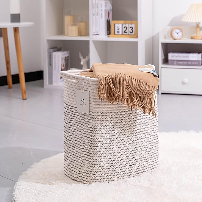 Medium and Large Woven Basket//With Handle, Used - Image 8
