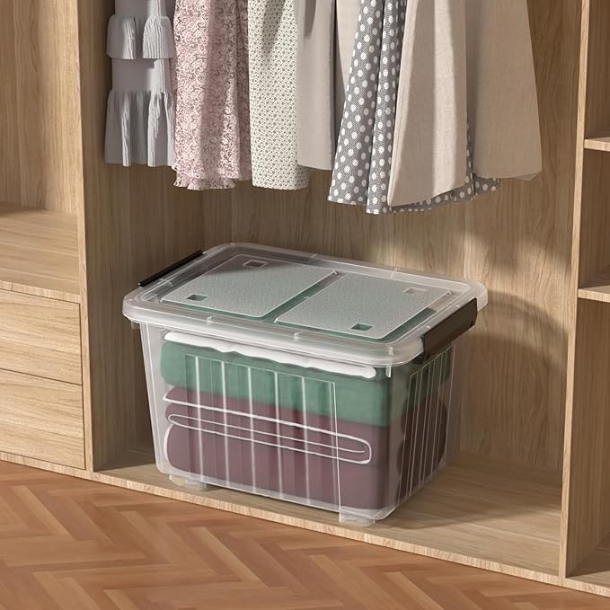 Kiddream 50 Quarts Clear Plastic Latching Boxes - Image 6