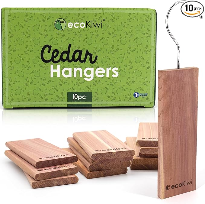 ecoKiwi Cedar Blocks for Clothes Storage by ecoKiwi