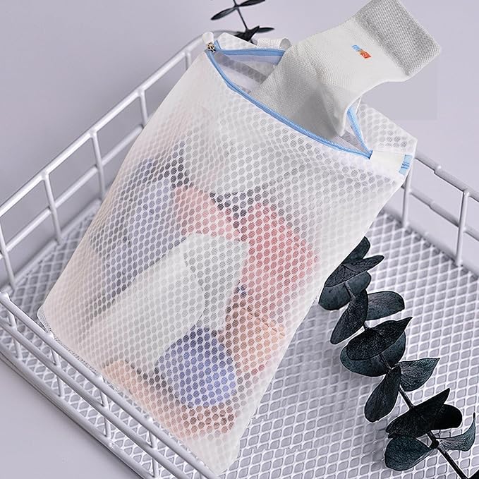 3 Pack Hanging Mesh Laundry Bags - Image 6