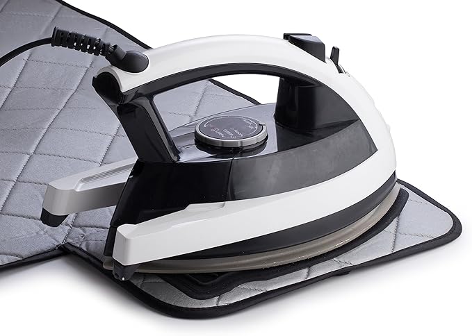 Handy Laundry Magnetic Ironing Mat, Change Any Flat Surface into an Ironing - Image 4